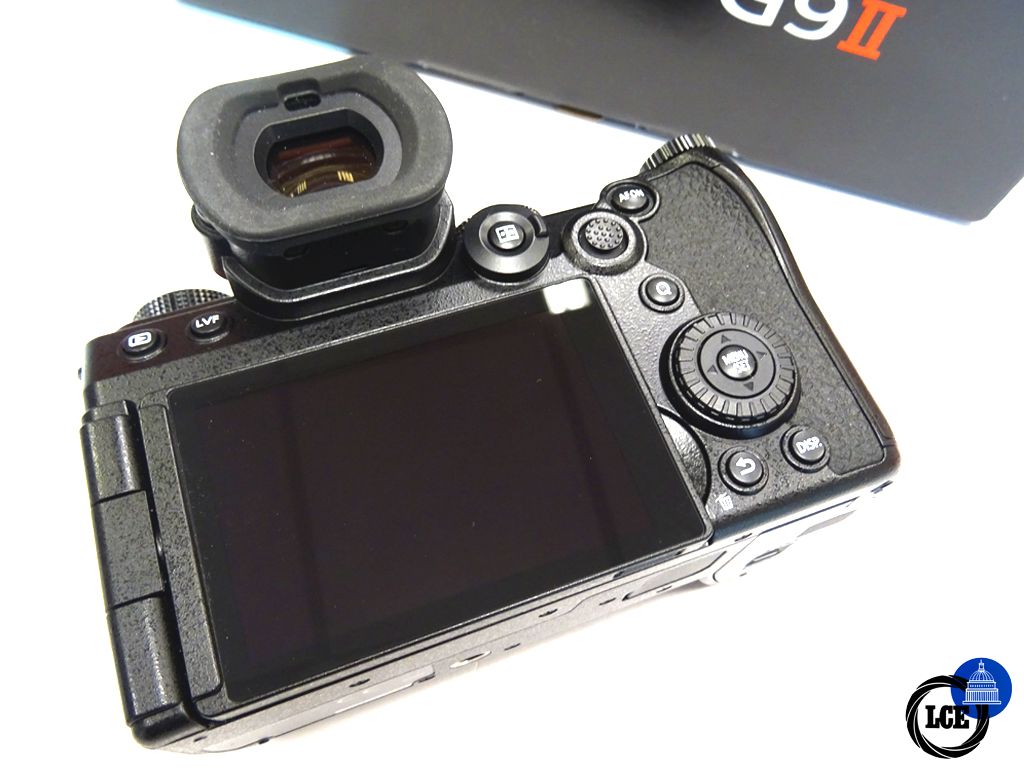 Panasonic G9 II + 12-60mm 3.5-5.6 