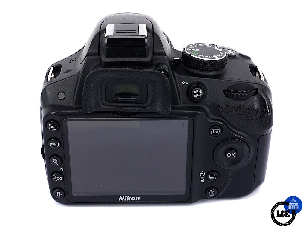 Nikon D3200 + 18-55mm F3.5-5.6 GII DX VR | 4*