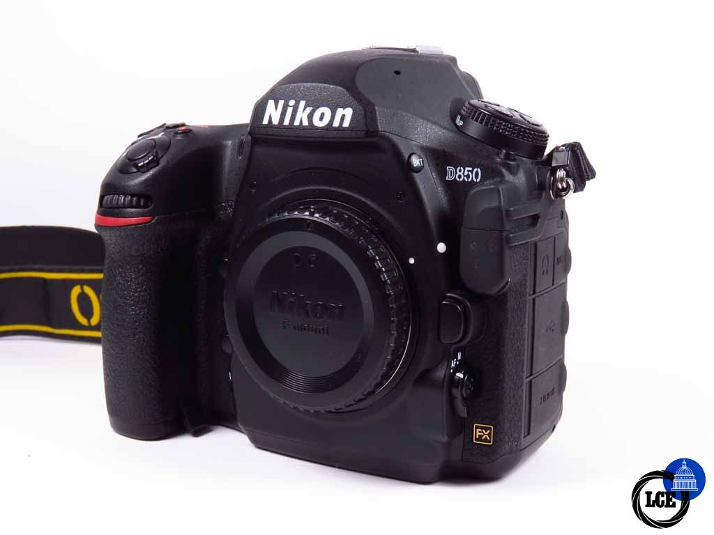 Nikon D850