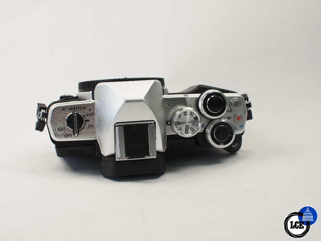 Olympus E-M10 II Body