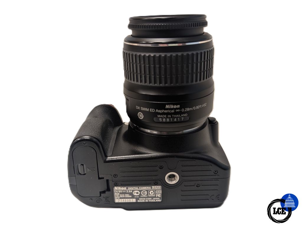 Nikon D3200 + 18-55mm F3.5-5.6 DX ED II - Low 5600 Shutter Count! 