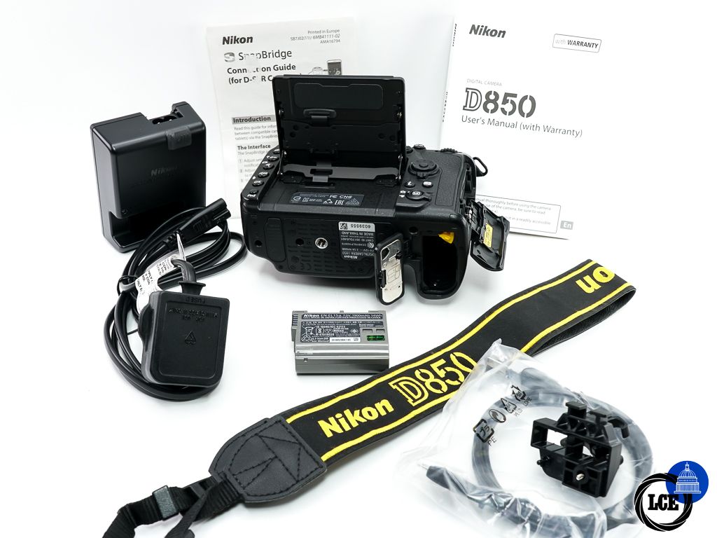 Nikon D850 Body * BOXED / SHUTTER COUNT 15.2K *