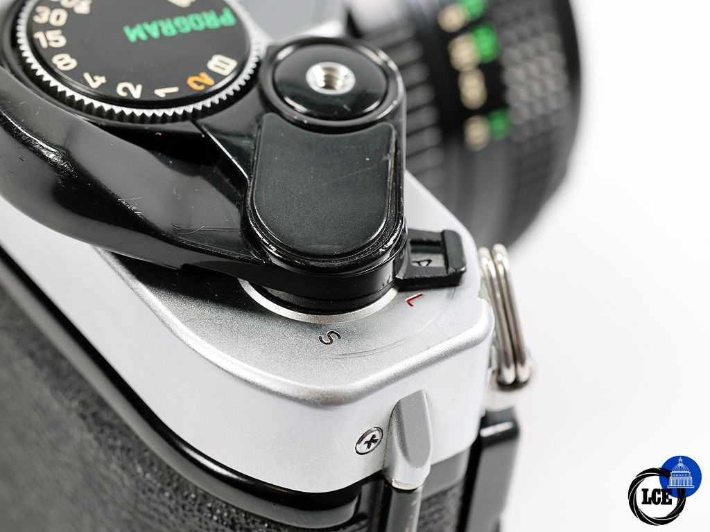 Canon AE-1 Program + 50mm f/1.8 | 1276938