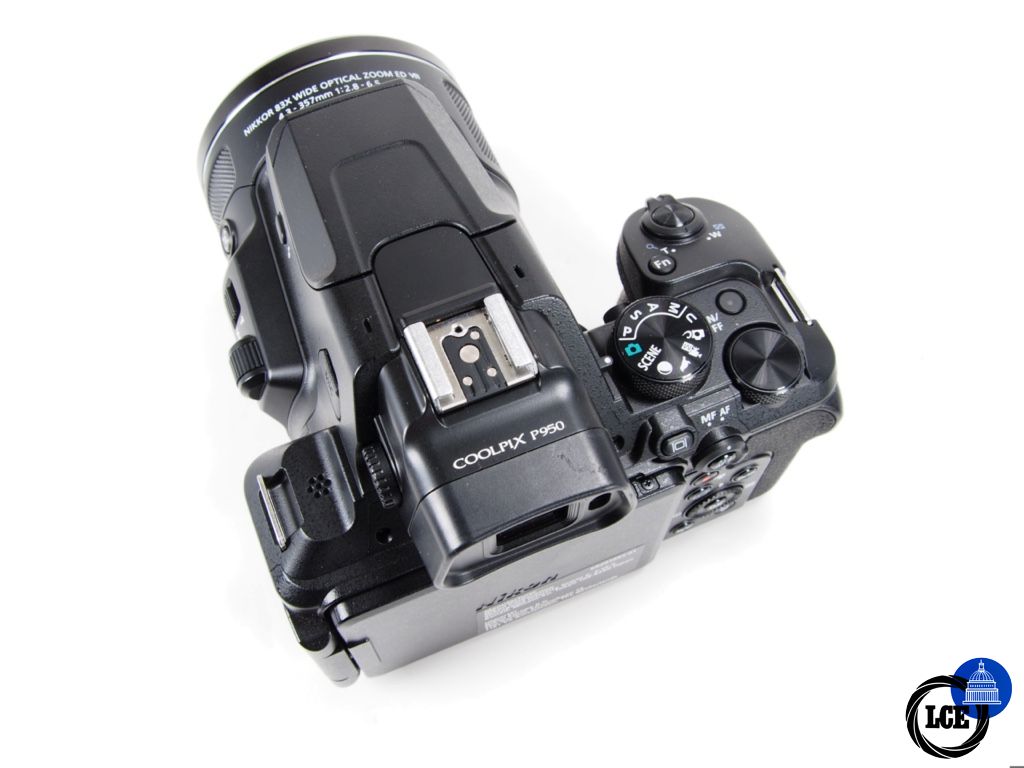 Nikon Coolpix P950 