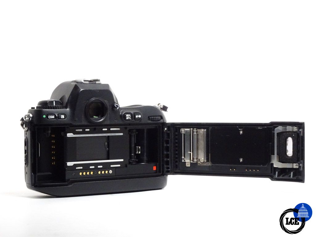 Nikon F100