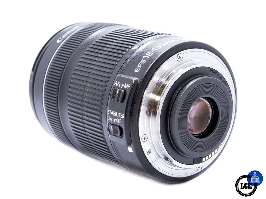 Canon EF-S 18-135mm f3.5-5.6 IS STM