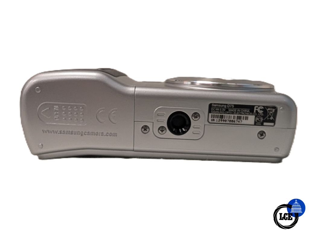 Samsung D75 Digital Camera