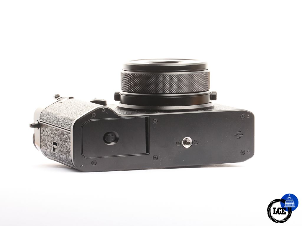 FujiFilm GFX 100RF Ex Demo [5*] | 10114241