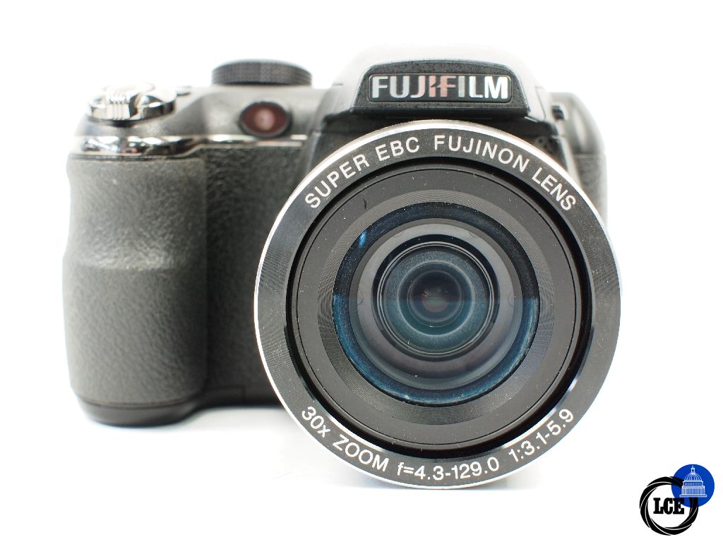 FujiFilm Finepix S4000