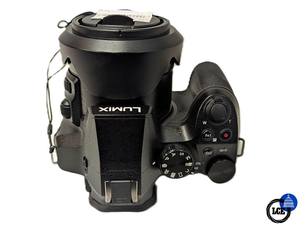 Panasonic Lumix FZ330 - See Description -