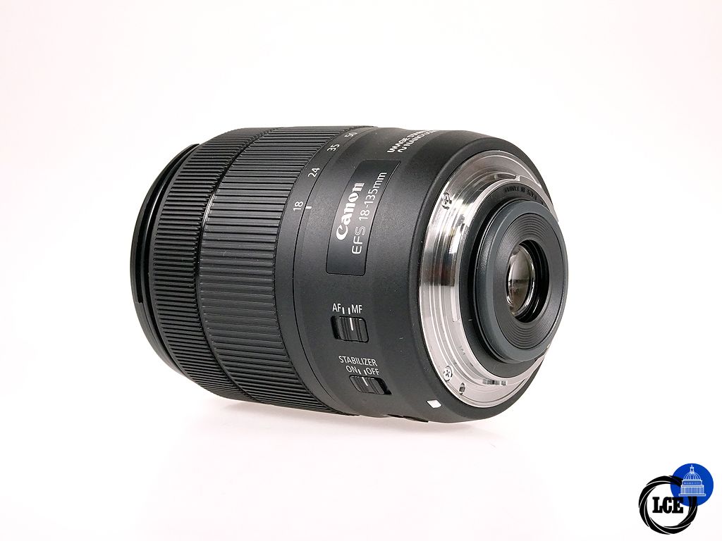 Canon EF-S 18-135mm f3.5-5.6 IS USM