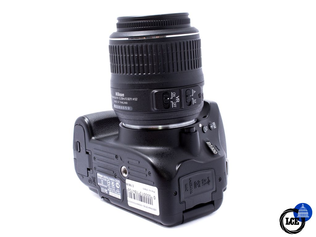 Nikon D5100 + AF-S 18-55mm f3.5-5.6 G VR