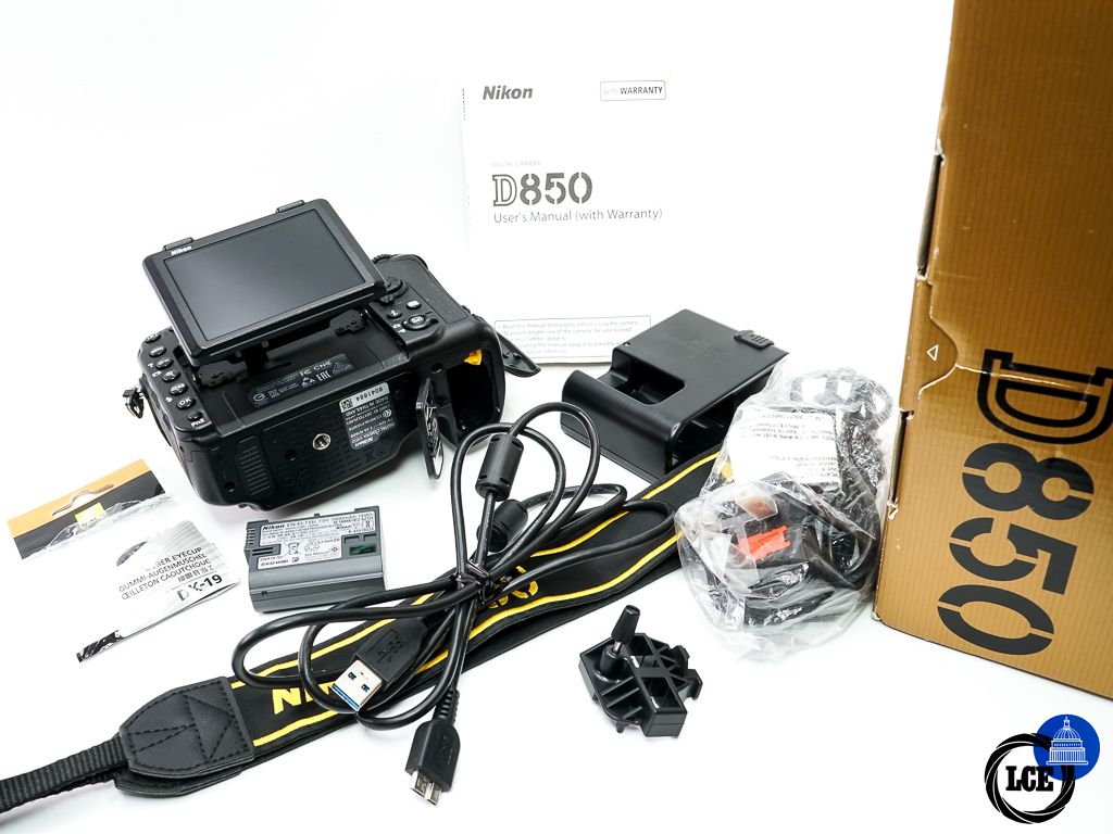 Nikon D850 Body * BOXED / SHUTTER COUNT 4.5K *