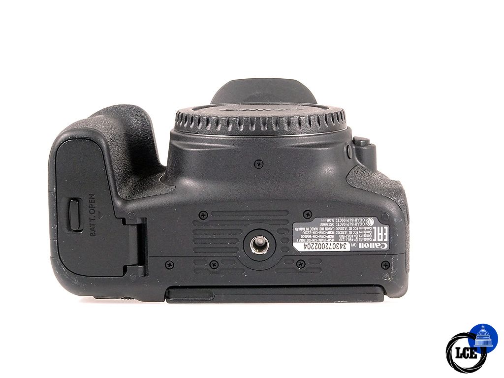 Canon EOS 77D Body