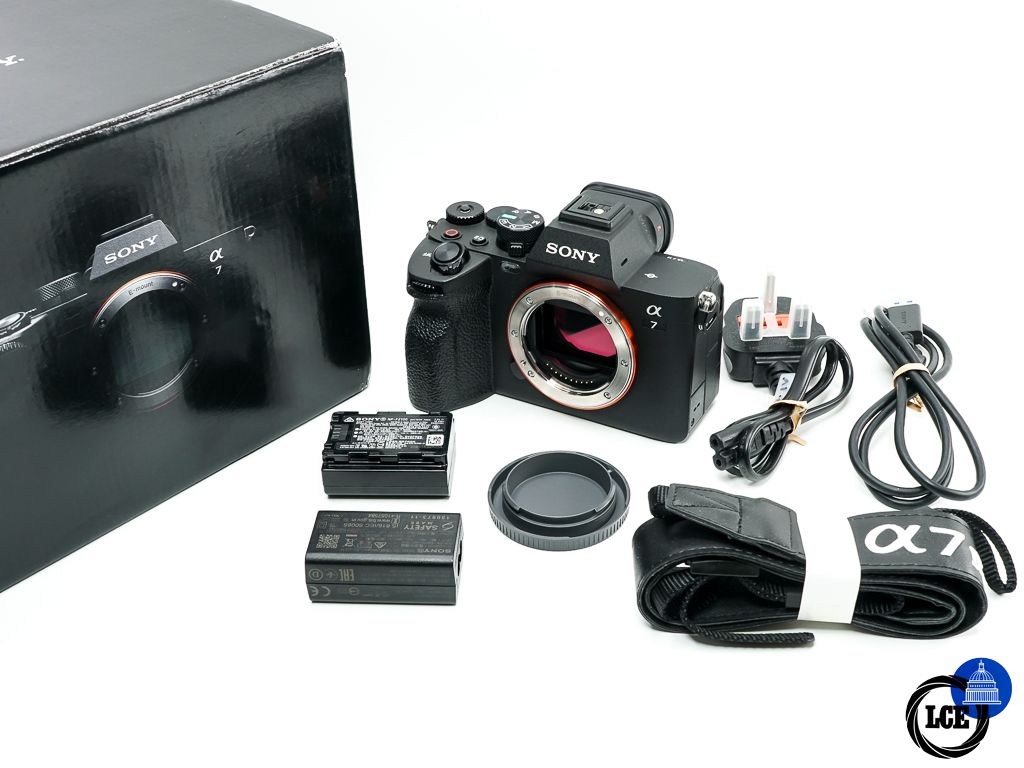 Sony A7 IV Body * BOXED *