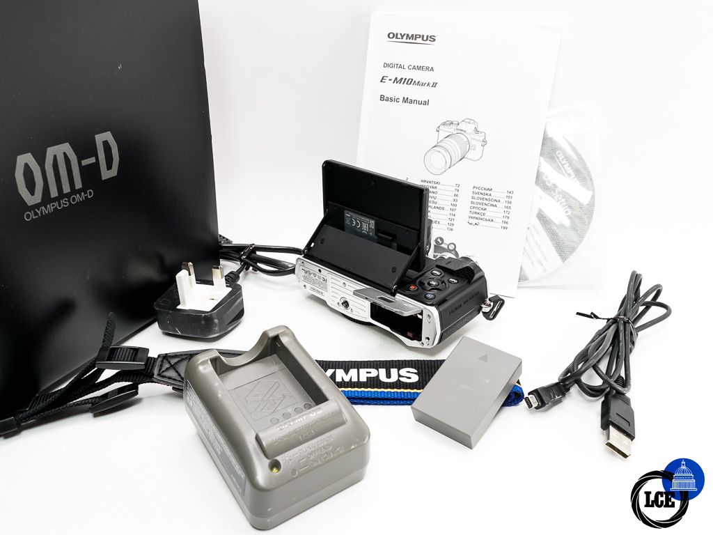 Olympus OM-D E-M10 II Silver Body * BOXED / SHUTTER COUNT 1.8K *