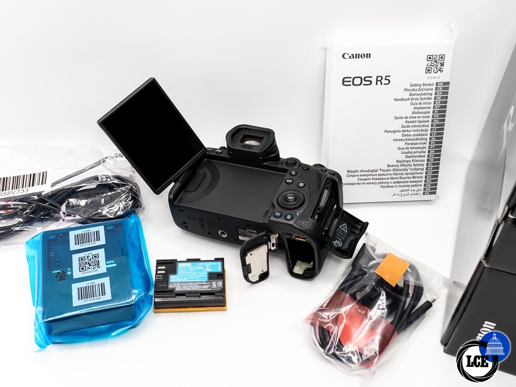 Canon EOS R5 Body * BOXED *