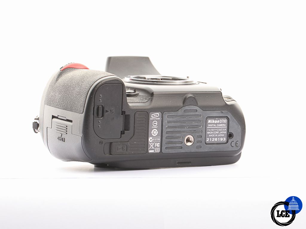 Nikon  D700 Body [4*] | 10114049