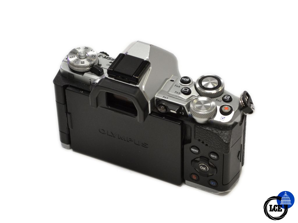 Olympus OM-D E-M5 Mk II Silver *7k Actuations*