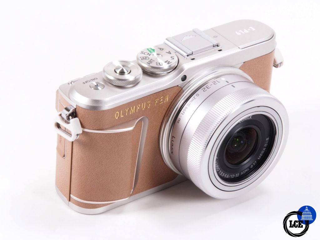 Olympus E-PL9 & Panasonic 12-32mm
