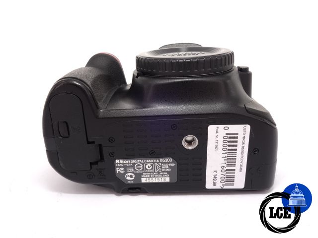 Nikon D5200 BODY