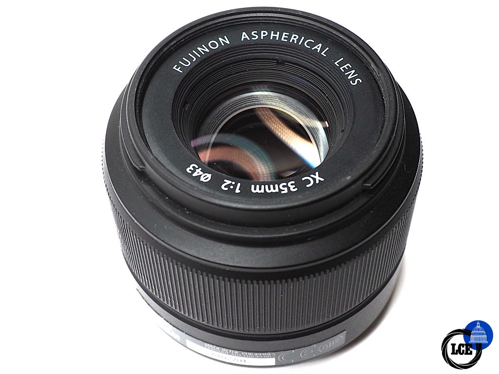 FujiFilm XC 35mm F2