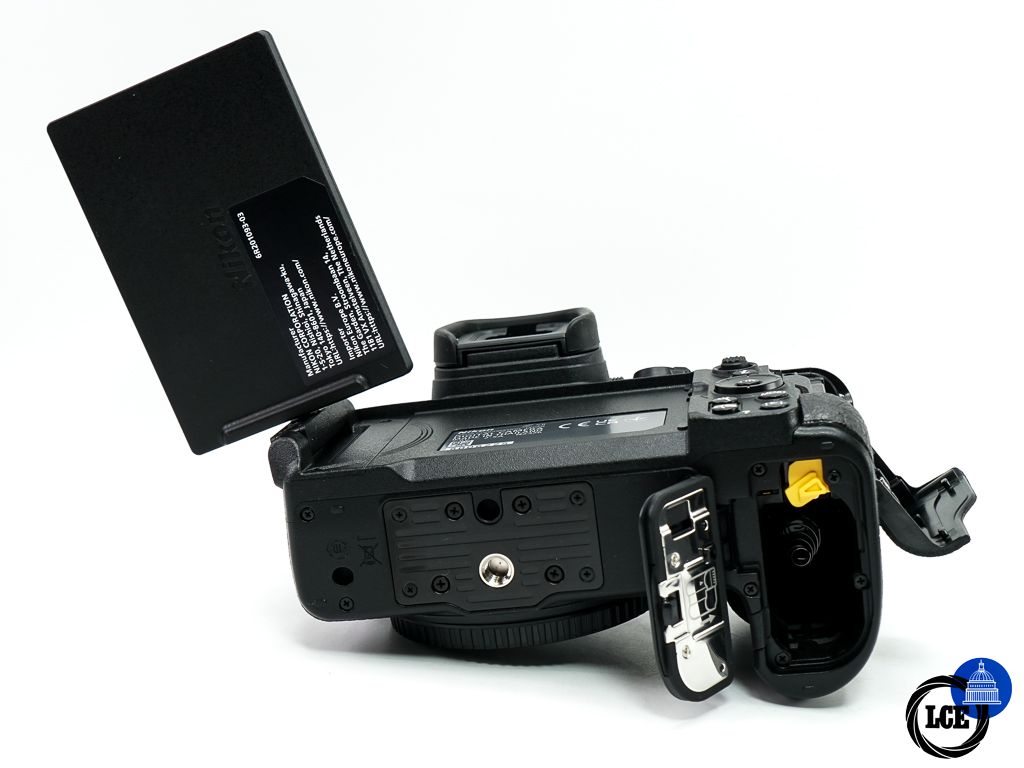 Nikon Z5 II Body * LIKE NEW *