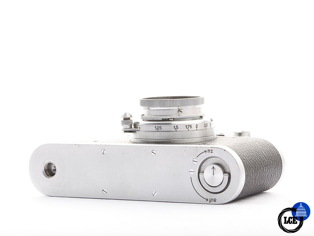 Leica II [1939] + 5cm f/2 [1935] | 10114492