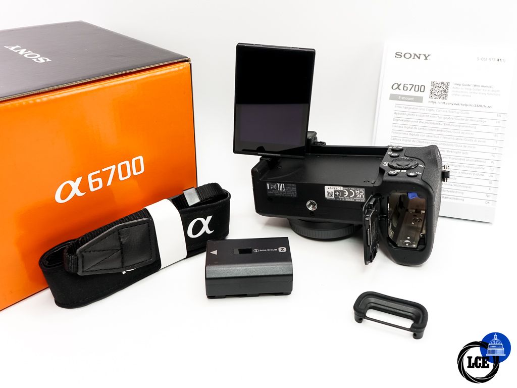 Sony A6700 Body * LIKE NEW *