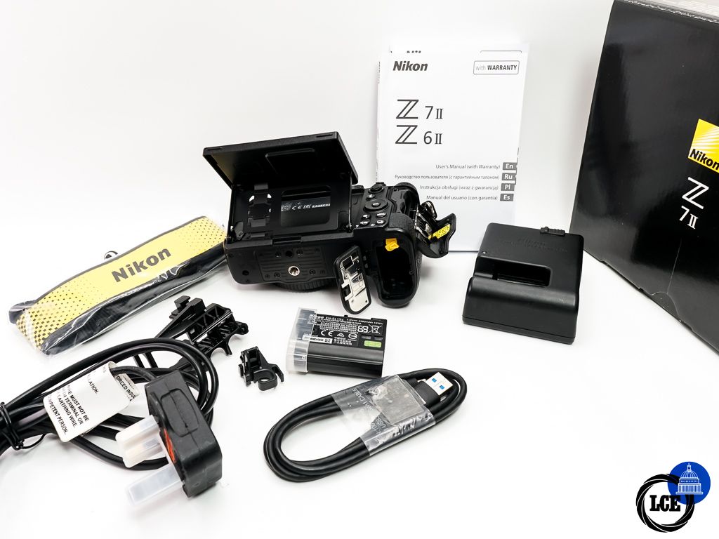 Nikon Z7 II Body * BOXED *