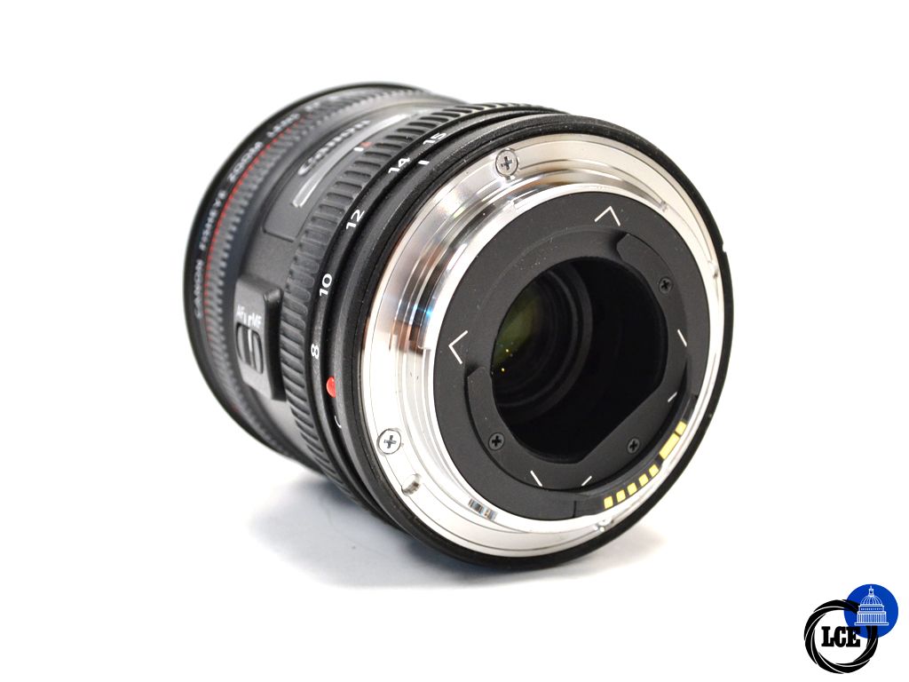Canon EF 8-15mm F4 L USM