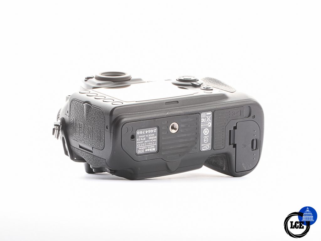 Nikon D700 Body [4*] | 10114564