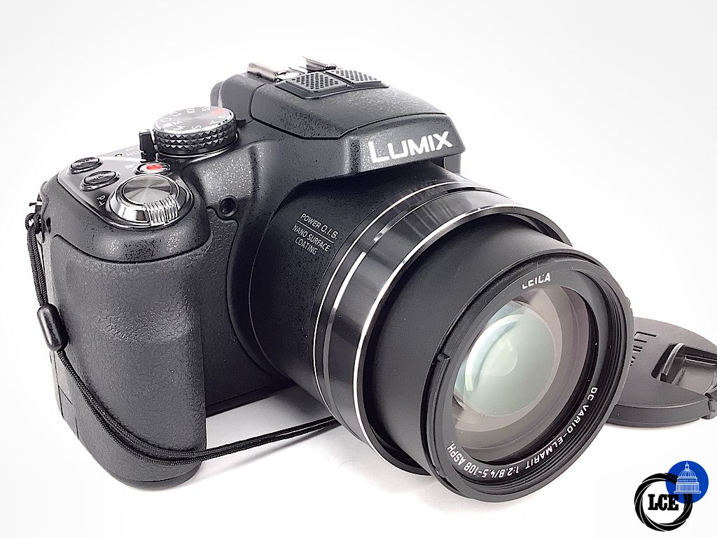 Panasonic LUMIX FZ200