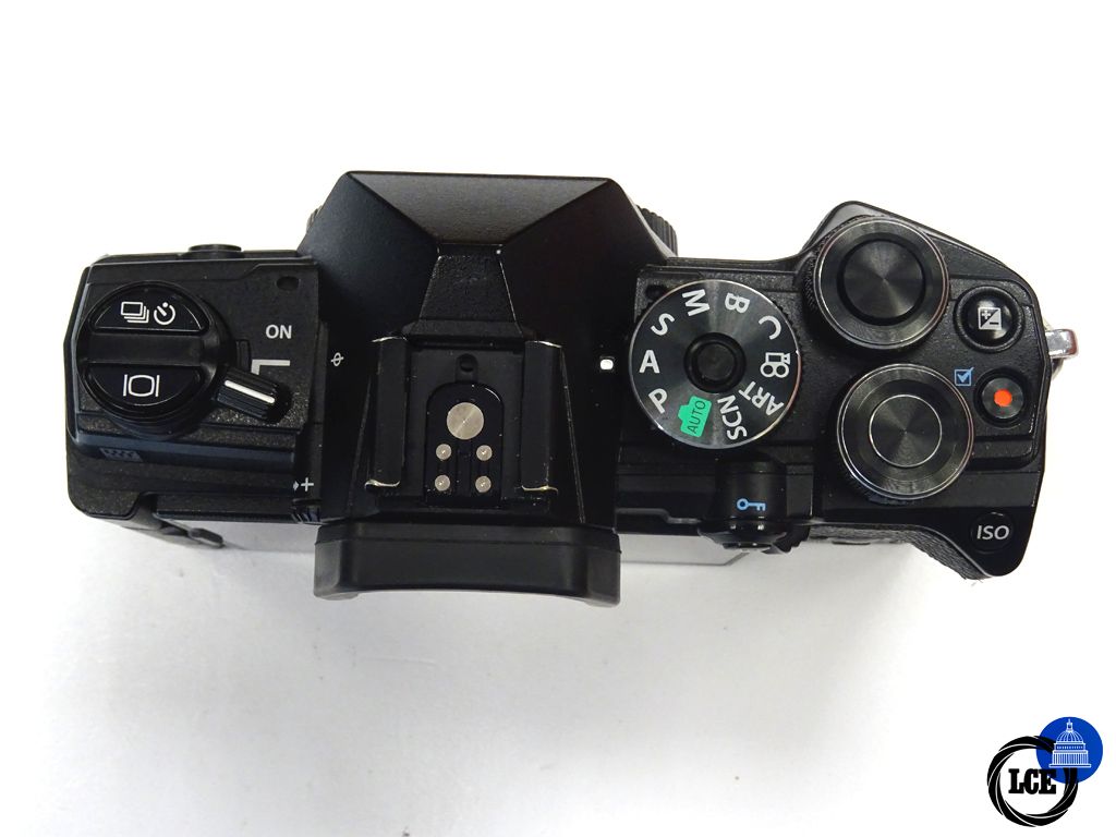 OM SYSTEM OM-5 Body