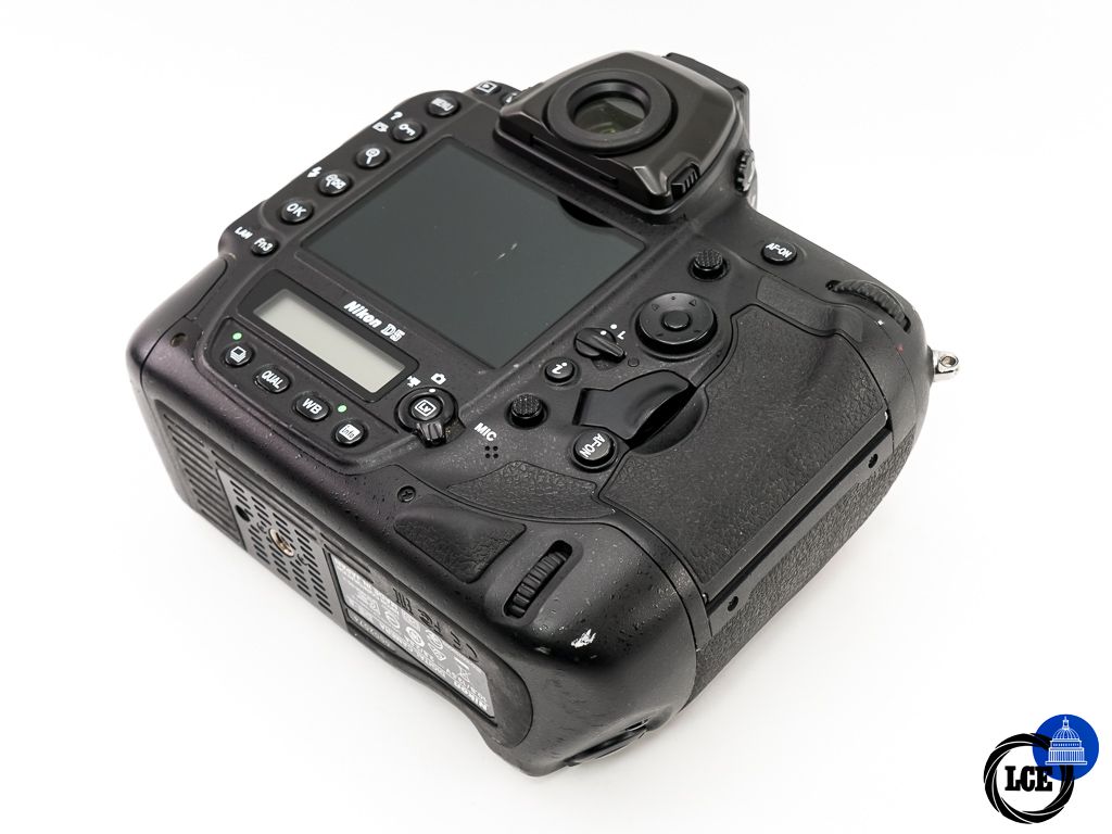 Nikon D5 Body XQD * BOXED *