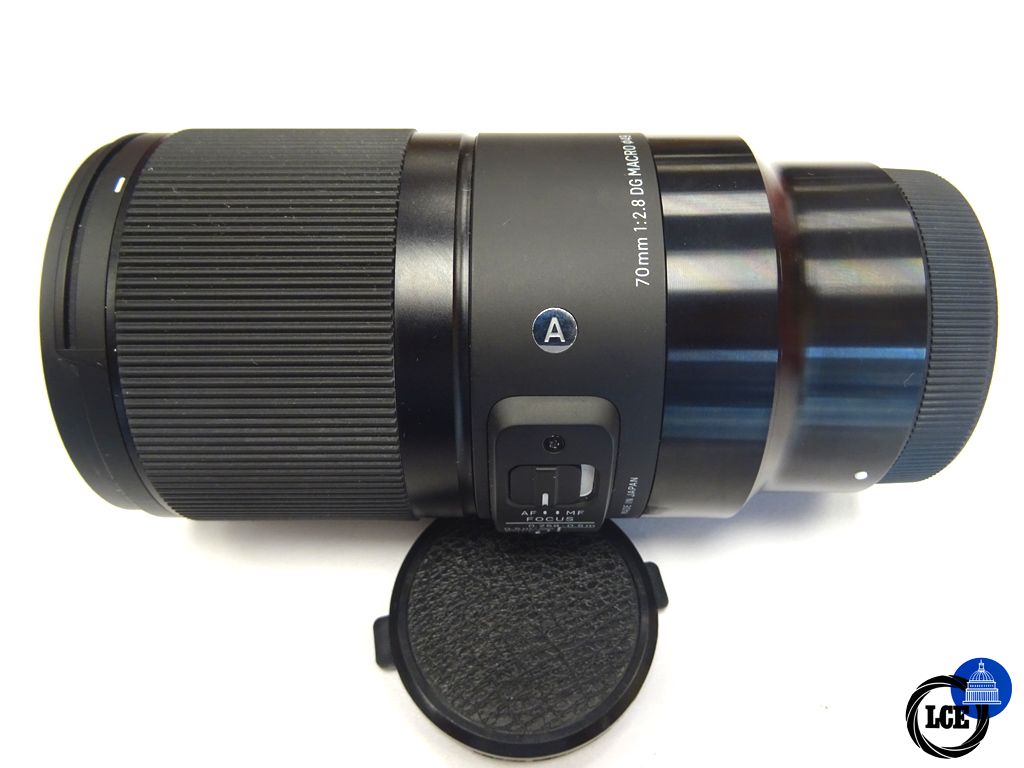 Sigma 70mm f2.8 DG Macro A. Sony FE fit