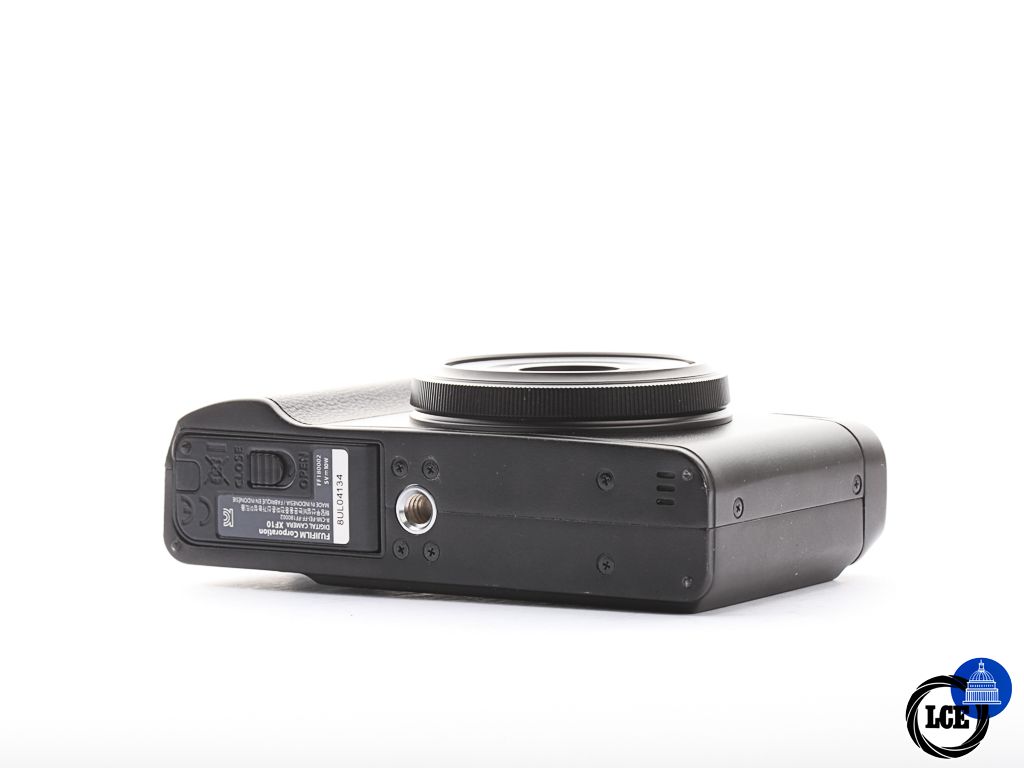FujiFilm XF10 | 10114319