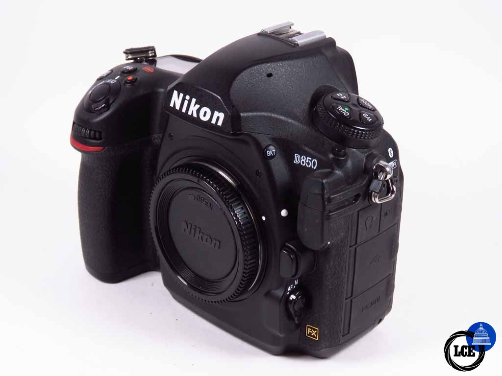 Nikon D850