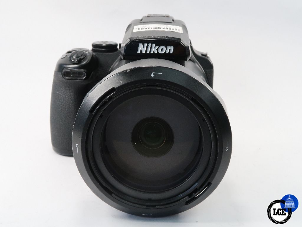 Nikon P1000 