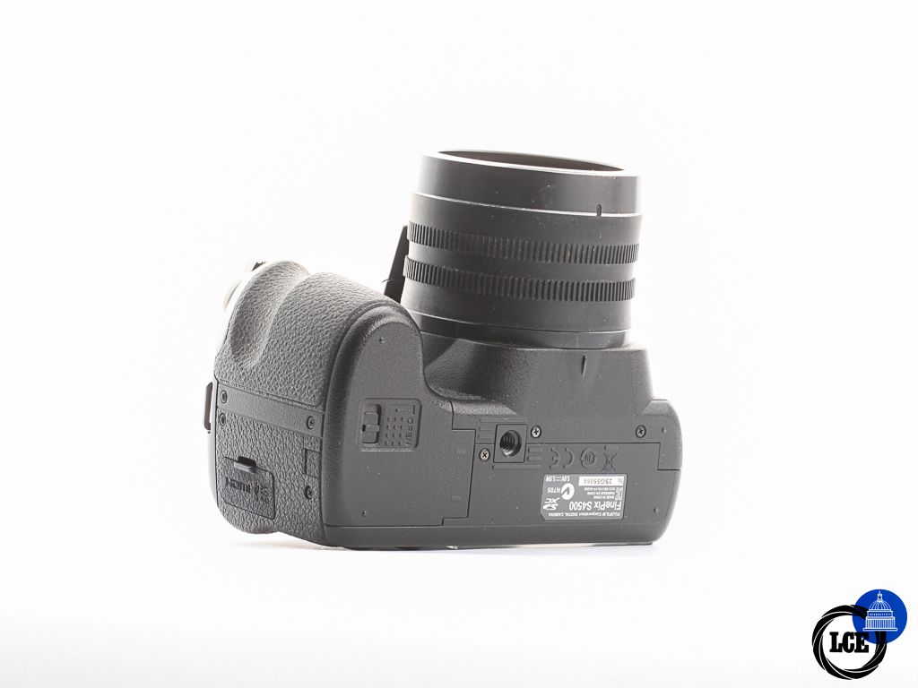 FujiFilm Finepix S4500 [4*] | 10114656