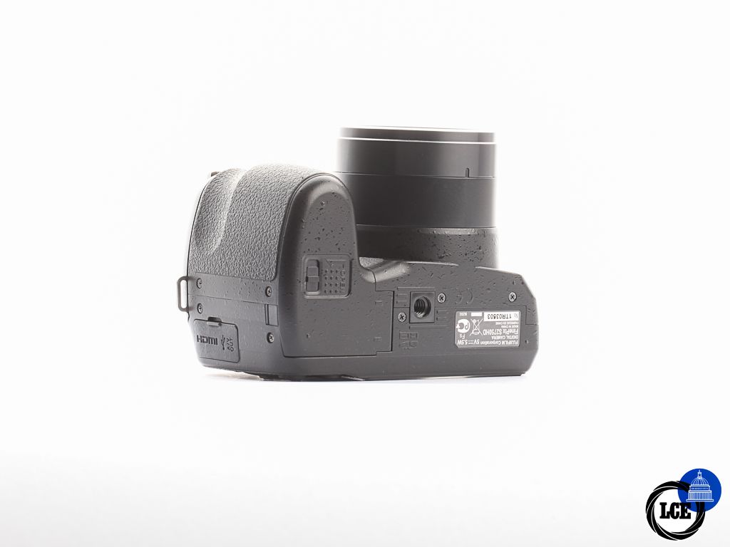 FujiFilm Finepix S2750HD [4*] | 10114657
