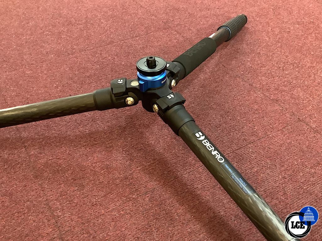 Benro Mach3 TMA38CL Carbon Fibre Tripod