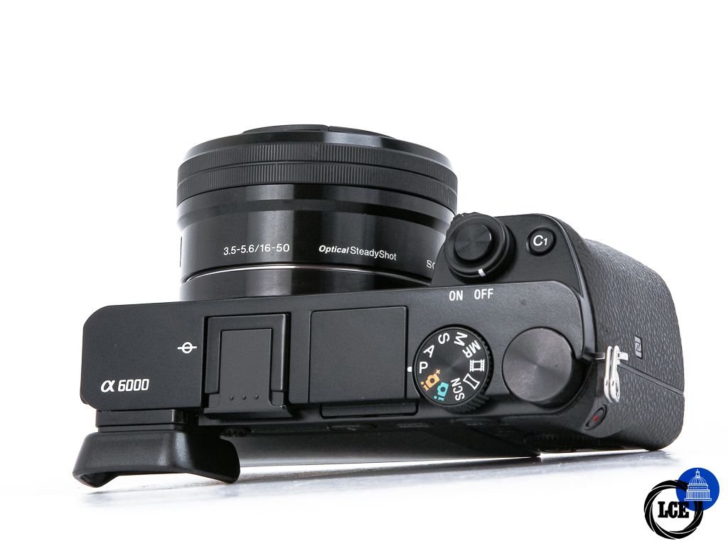 Sony Sony A6000 + 16-50mm PZ **9k Shutter Count**