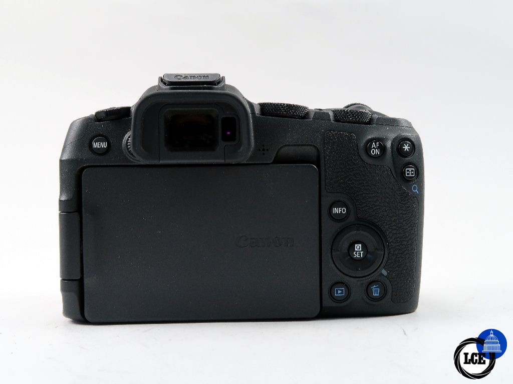 Canon R8 