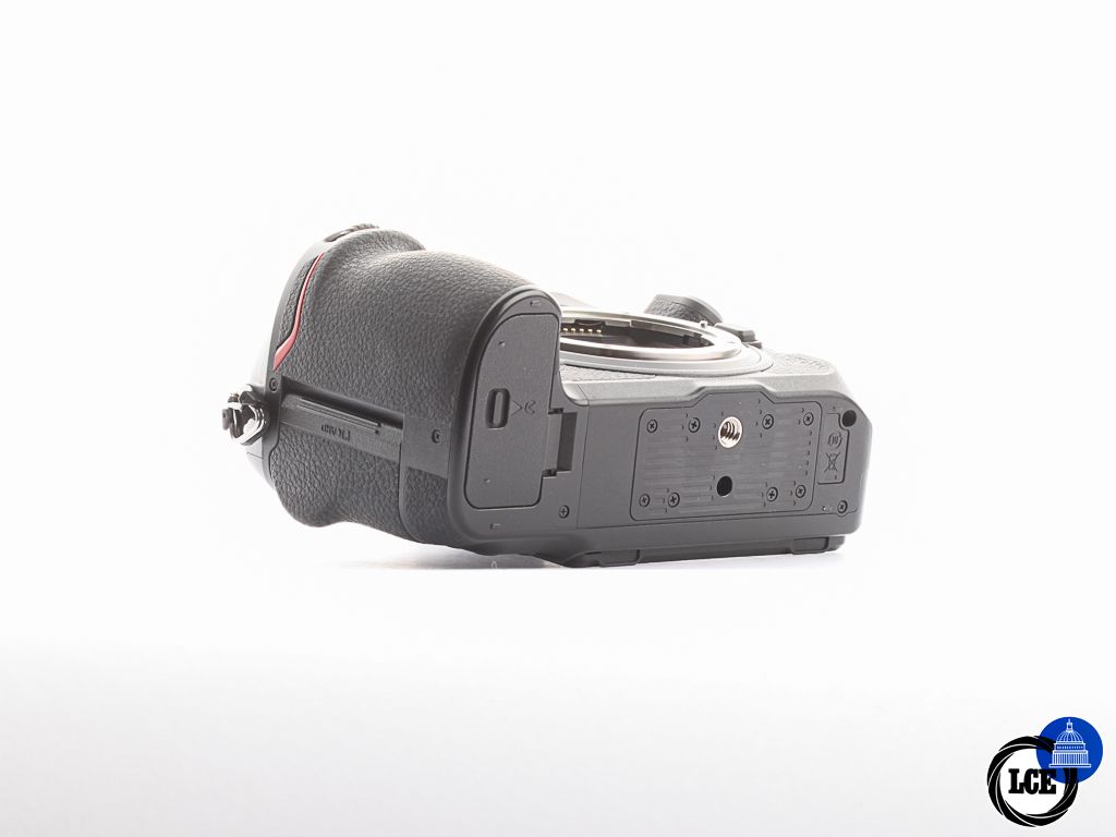 Nikon Z 8 Body [4*] | 10114753