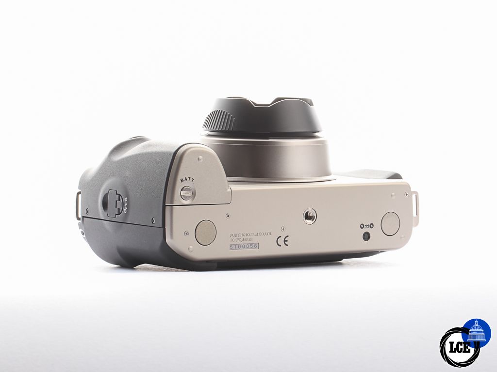 FujiFilm GA645 Zi Professional [4*] | 10114739