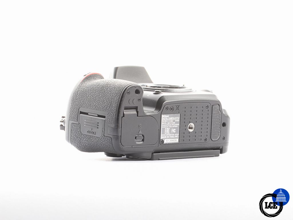 Nikon D750 Body [4*] | 10114738