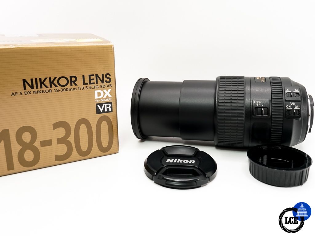 Nikon AF-S 18-300mm F3.5-5.6G ED VR DX * BOXED *