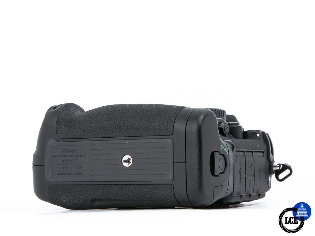 Nikon D500 + MB-D17 **22k Shutter Count**
