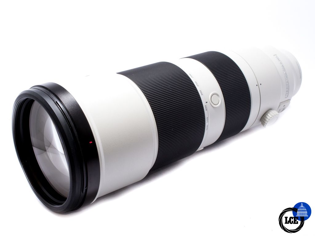 Sony FE 200-600mm f5.6-6.3 G OSS + Camo